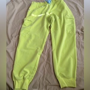 LP Lemon/Lime Figs jogger scrub pant